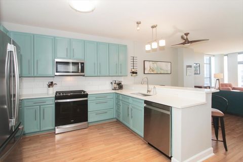 Tiny photo for 1600 S PRAIRIE Avenue #1309, Chicago, IL 60616 (MLS # 12505220)