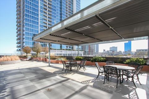 Tiny photo for 1600 S PRAIRIE Avenue #1309, Chicago, IL 60616 (MLS # 12505220)