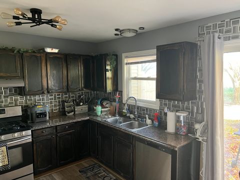 Tiny photo for 1620 Lexington Drive, Montgomery, IL 60538 (MLS # 12498881)