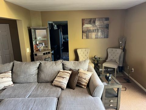 Tiny photo for 1620 Lexington Drive, Montgomery, IL 60538 (MLS # 12498881)