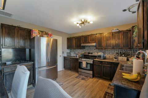 Tiny photo for 1620 Lexington Drive, Montgomery, IL 60538 (MLS # 12498881)