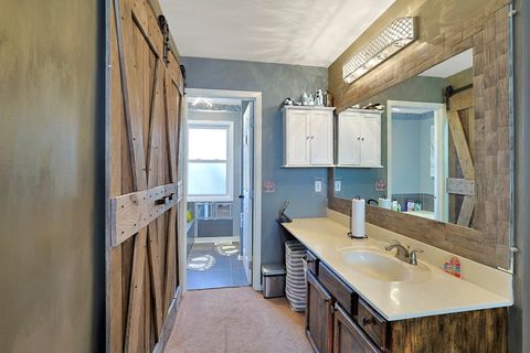 Tiny photo for 1620 Lexington Drive, Montgomery, IL 60538 (MLS # 12498881)