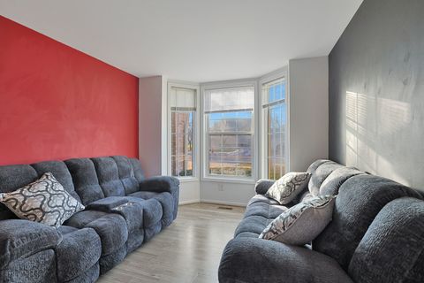 Tiny photo for 1620 Lexington Drive, Montgomery, IL 60538 (MLS # 12498881)