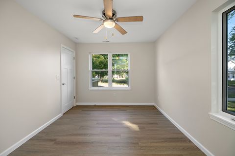 Tiny photo for 195 N Michigan Avenue, Bradley, IL 60915 (MLS # 12486161)