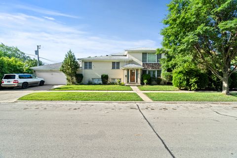 4053 Kirk Street Skokie IL 60076