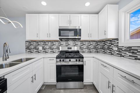 Tiny photo for 19400 Oak Avenue #1, Country Club Hills, IL 60478 (MLS # 12488907)