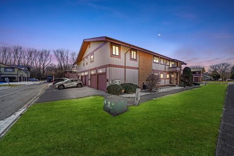 Tiny photo for 19400 Oak Avenue #1, Country Club Hills, IL 60478 (MLS # 12488907)