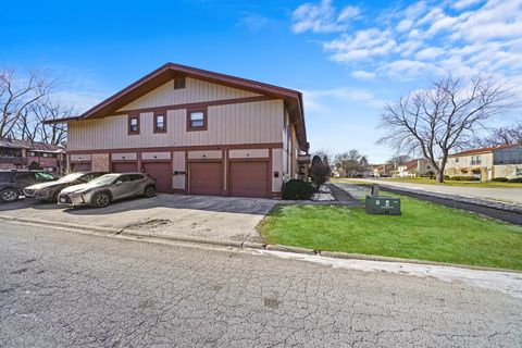 Tiny photo for 19400 Oak Avenue #1, Country Club Hills, IL 60478 (MLS # 12488907)