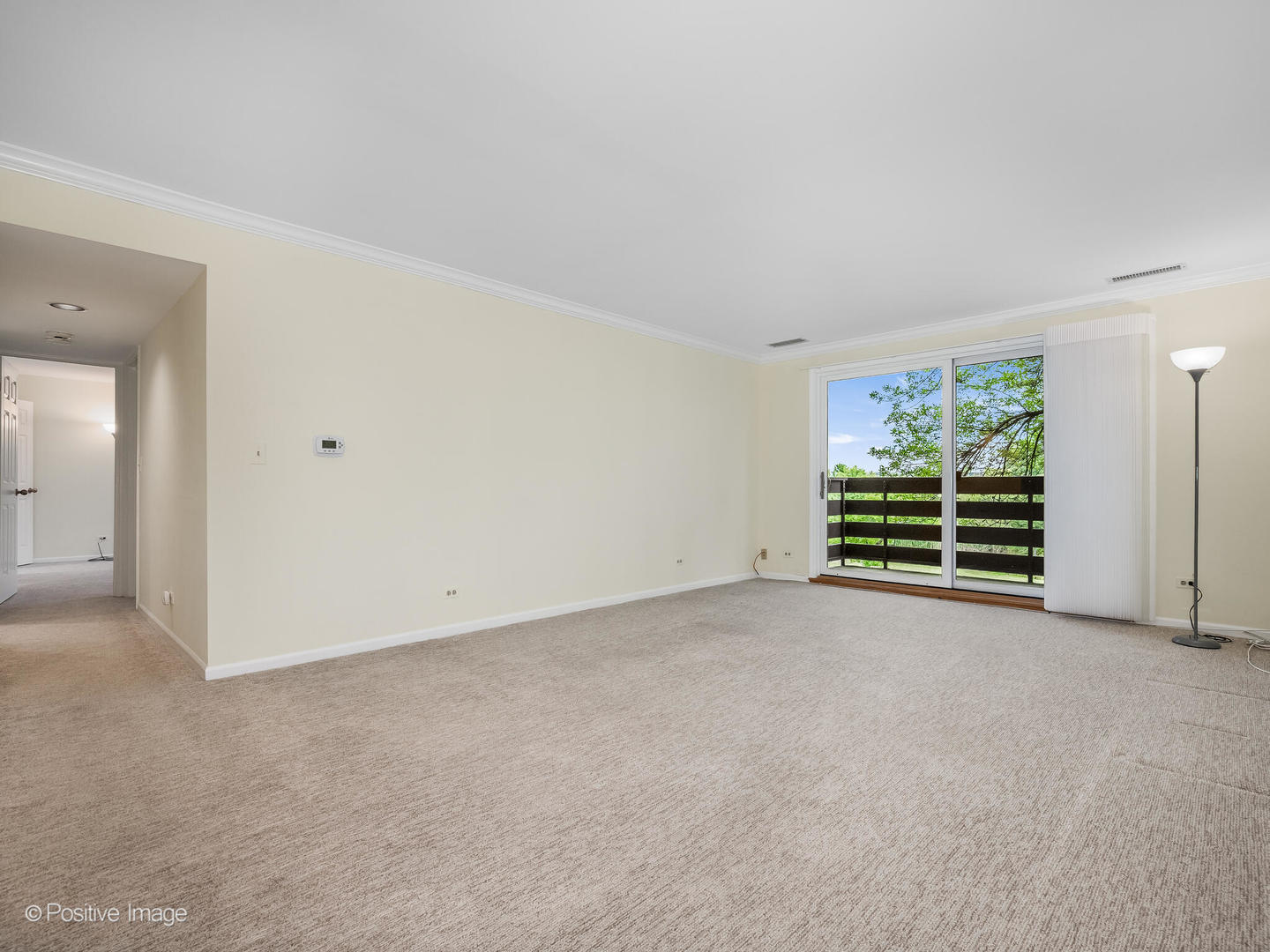 2000 Chestnut Avenue 308