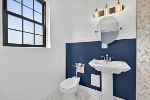 Tiny photo for 6901 S Oglesby Avenue #10A, Chicago, IL 60649 (MLS # 12732486)