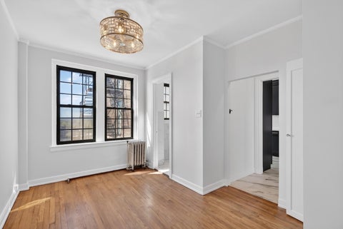 Tiny photo for 6901 S Oglesby Avenue #10A, Chicago, IL 60649 (MLS # 12732486)