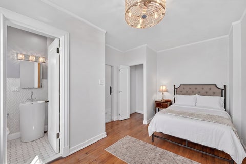 Tiny photo for 6901 S Oglesby Avenue #10A, Chicago, IL 60649 (MLS # 12732486)