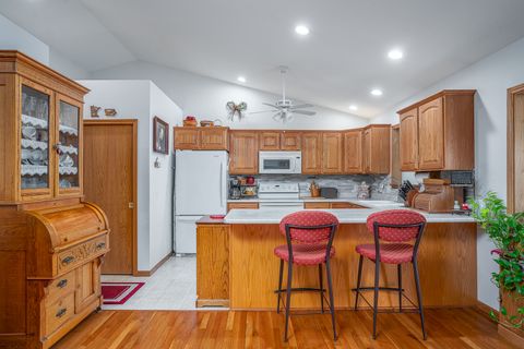 Tiny photo for 1951 W 59 Street, Davenport, IA 52806 (MLS # 12617976)