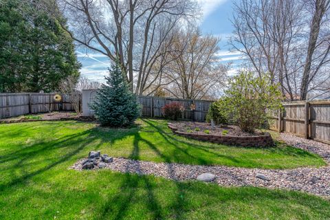 Tiny photo for 1951 W 59 Street, Davenport, IA 52806 (MLS # 12617976)