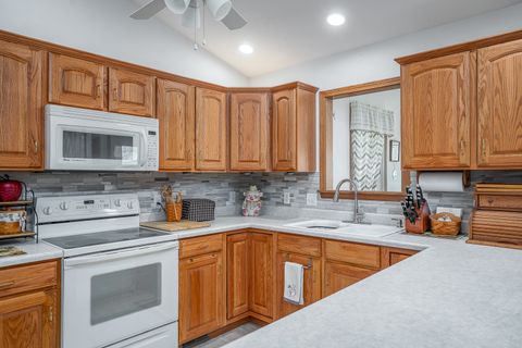 Tiny photo for 1951 W 59 Street, Davenport, IA 52806 (MLS # 12617976)