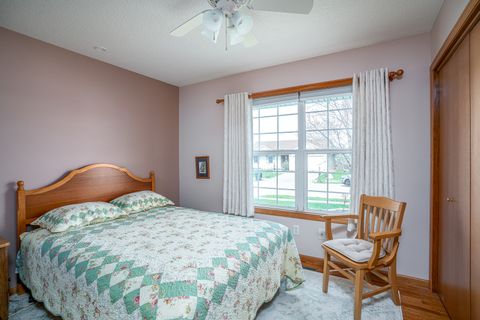 Tiny photo for 1951 W 59 Street, Davenport, IA 52806 (MLS # 12617976)