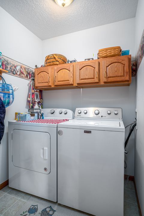 Tiny photo for 1951 W 59 Street, Davenport, IA 52806 (MLS # 12617976)