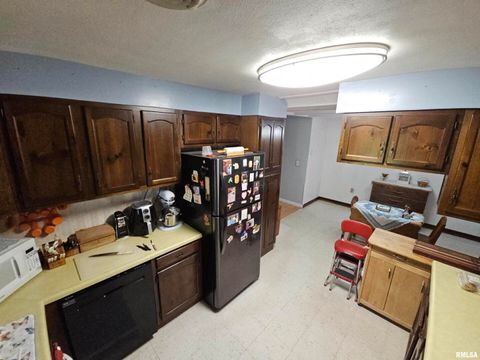 Tiny photo for 9758 E Richview Road, Mt Vernon, IL 62864 (MLS # EB459028)