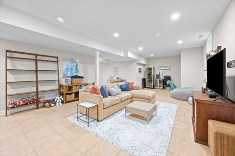 Tiny photo for 1119 Oak Avenue, Evanston, IL 60202 (MLS # 12770634)