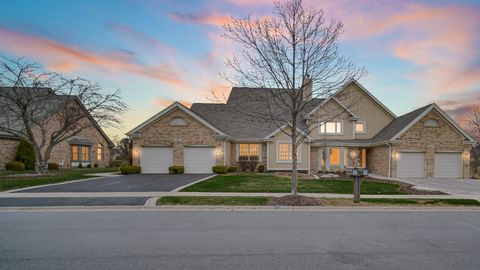 Photo of 14411 Golf Road, Orland Park, IL 60462 (MLS # 12560008)