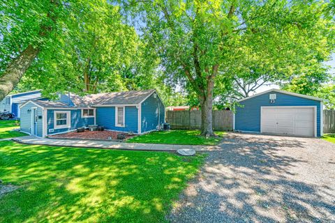 Tiny photo for 817 S Hugh Street, Plano, IL 60545 (MLS # 12700155)