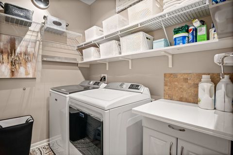 Tiny photo for 239 Durham Street, North Aurora, IL 60542 (MLS # 12520593)