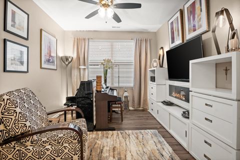 Tiny photo for 239 Durham Street, North Aurora, IL 60542 (MLS # 12520593)