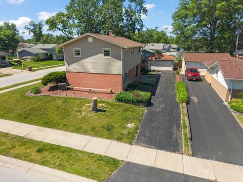 Tiny photo for 14849 Park Avenue, Oak Forest, IL 60452 (MLS # 12661587)