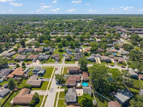 Tiny photo for 14849 Park Avenue, Oak Forest, IL 60452 (MLS # 12661587)