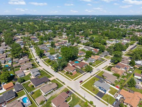 Tiny photo for 14849 Park Avenue, Oak Forest, IL 60452 (MLS # 12661587)