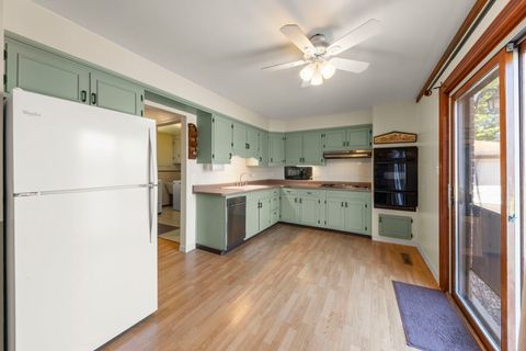 Tiny photo for 14849 Park Avenue, Oak Forest, IL 60452 (MLS # 12661587)