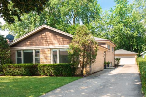 9246 Kildare Avenue Skokie IL 60076