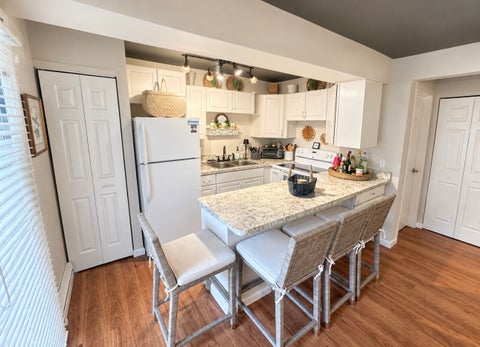 Tiny photo for 17 Saint Thomas Colony #4, Fox Lake, IL 60020 (MLS # 12776130)