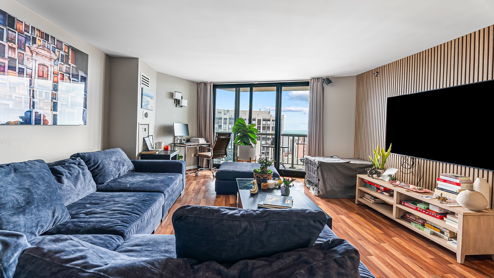 111 W Maple Street 3305