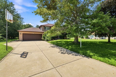 Tiny photo for 10 S Hampton Court, Crete, IL 60417 (MLS # 12770324)