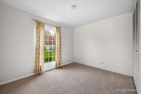 Tiny photo for 20 Red Oak Trail, Cary, IL 60013 (MLS # 12496498)