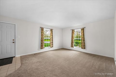 Tiny photo for 20 Red Oak Trail, Cary, IL 60013 (MLS # 12496498)