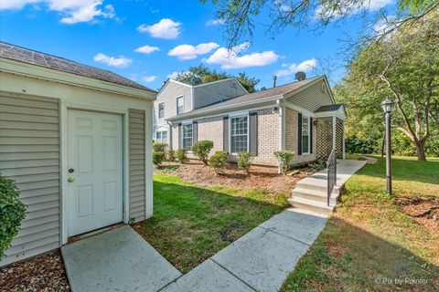 Tiny photo for 20 Red Oak Trail, Cary, IL 60013 (MLS # 12496498)