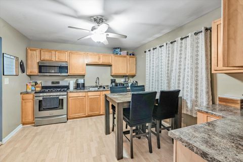 Tiny photo for 5406 Memory Trail, McHenry, IL 60051 (MLS # 12494953)