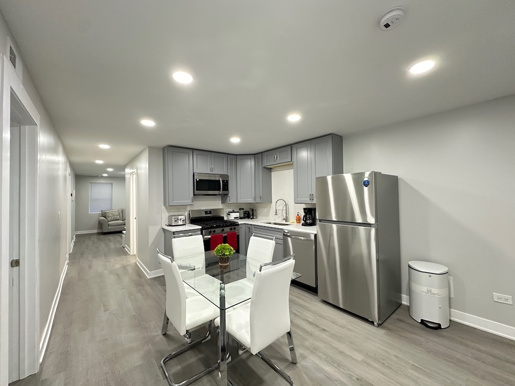 1937 W GRAND Avenue 1