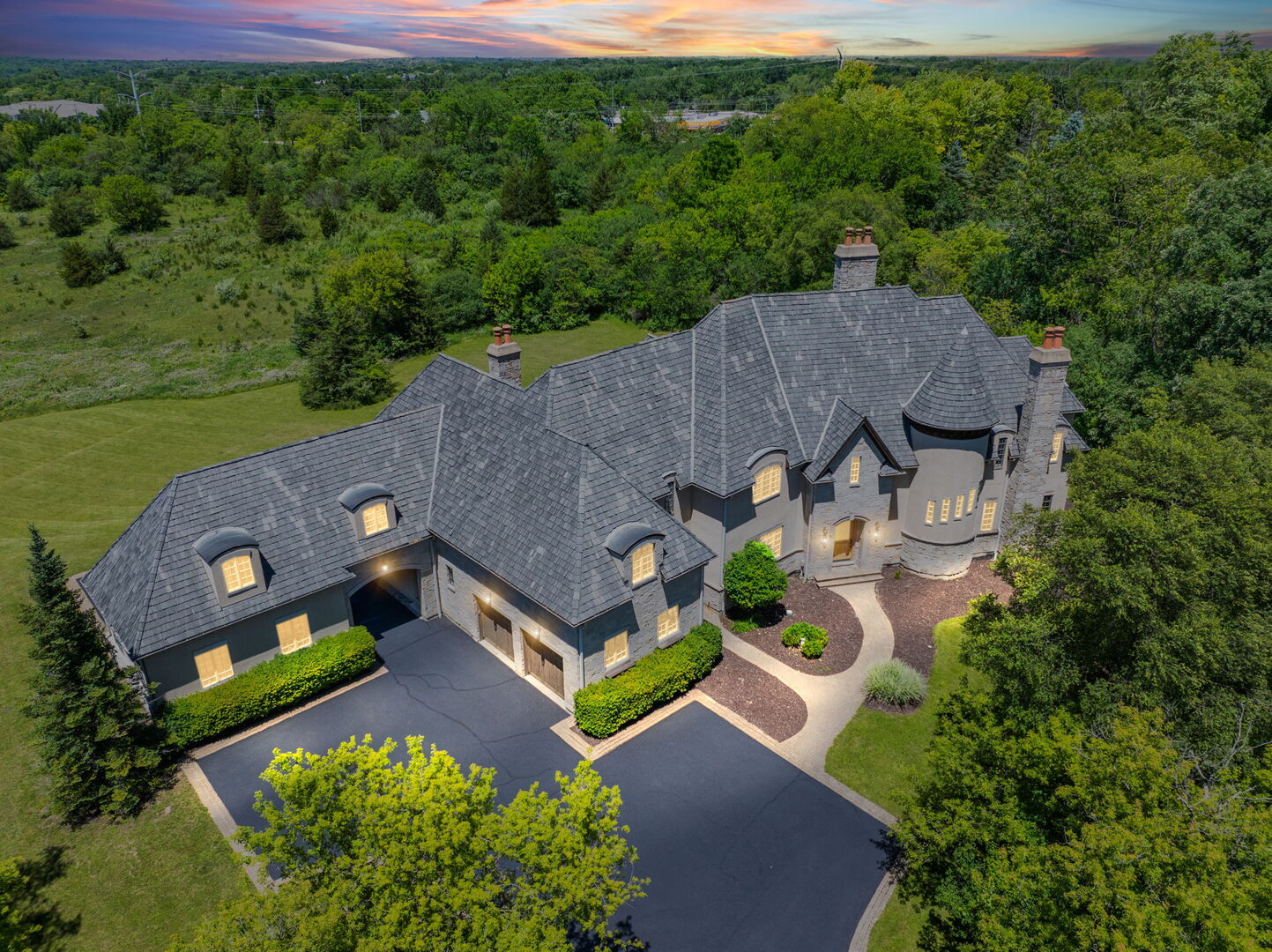 594 N Plum Tree Road