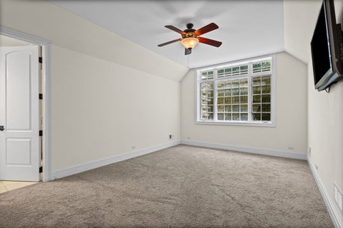 Tiny photo for 594 N Plum Tree Road, Barrington, IL 60010 (MLS # 12718774)