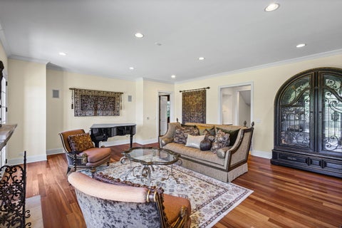 Tiny photo for 594 N Plum Tree Road, Barrington, IL 60010 (MLS # 12718774)