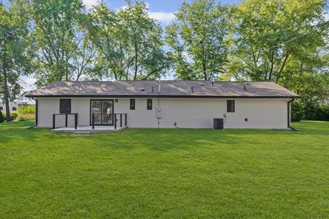 Tiny photo for 402 Beeson Drive, Urbana, IL 61802 (MLS # 12482771)