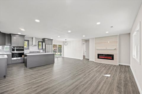 Tiny photo for 402 Beeson Drive, Urbana, IL 61802 (MLS # 12482771)