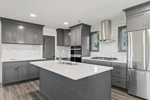 Tiny photo for 402 Beeson Drive, Urbana, IL 61802 (MLS # 12482771)