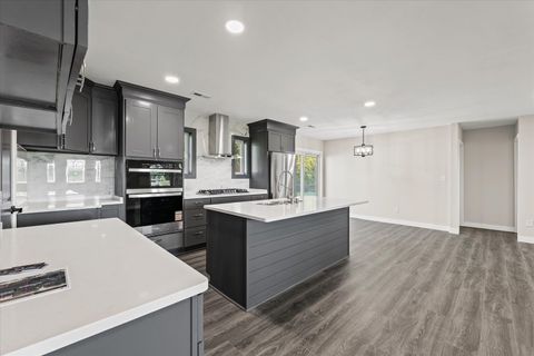 Tiny photo for 402 Beeson Drive, Urbana, IL 61802 (MLS # 12482771)