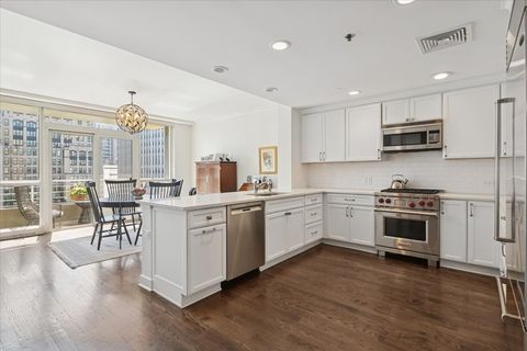 Tiny photo for 250 E Pearson Street #901, Chicago, IL 60611 (MLS # 12514732)
