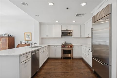 Tiny photo for 250 E Pearson Street #901, Chicago, IL 60611 (MLS # 12514732)