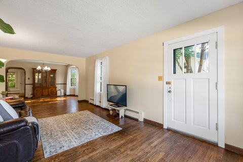 Tiny photo for 1201 Lincoln Avenue, Fox River Grove, IL 60021 (MLS # 12785453)